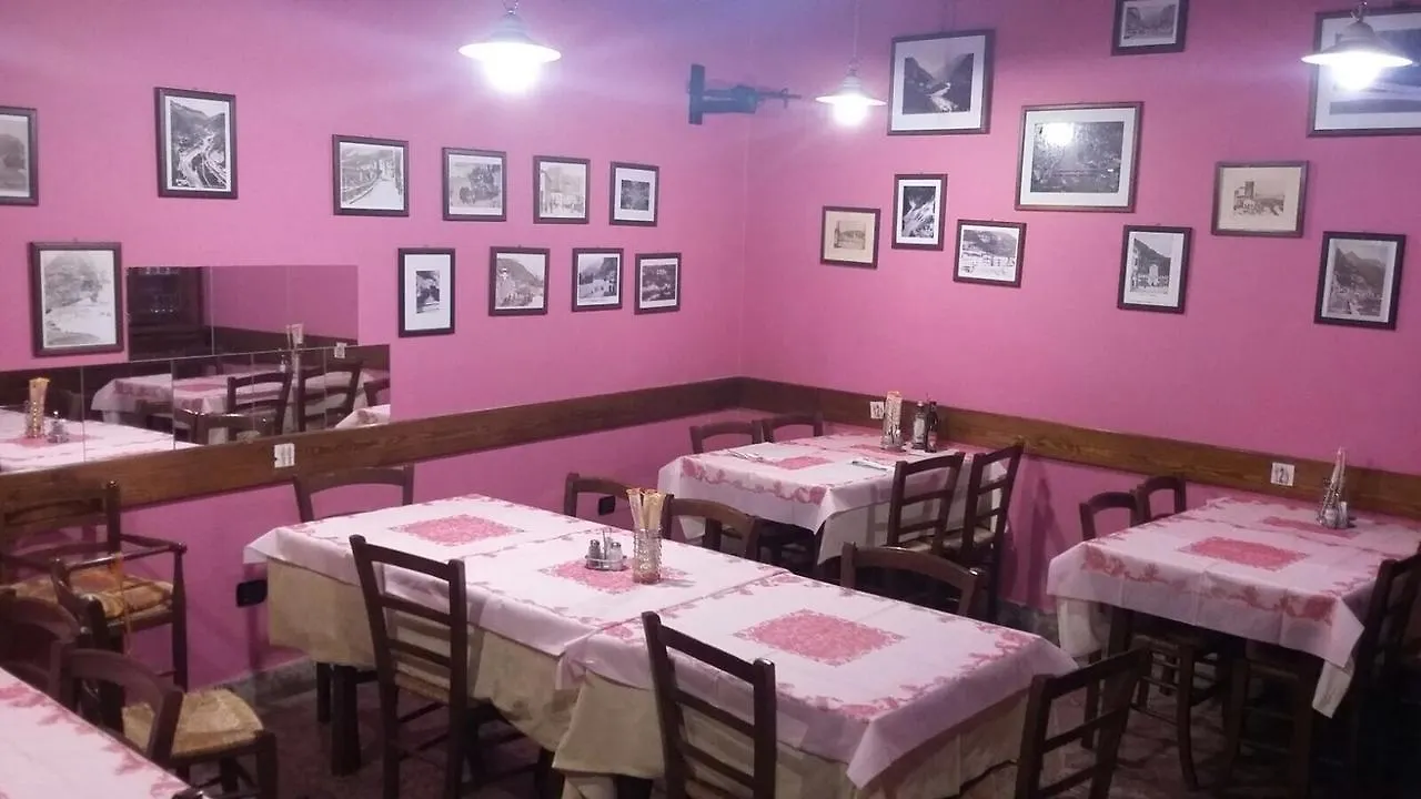 ホテル Ristorante Pizzeria Al Mondo Valstagna